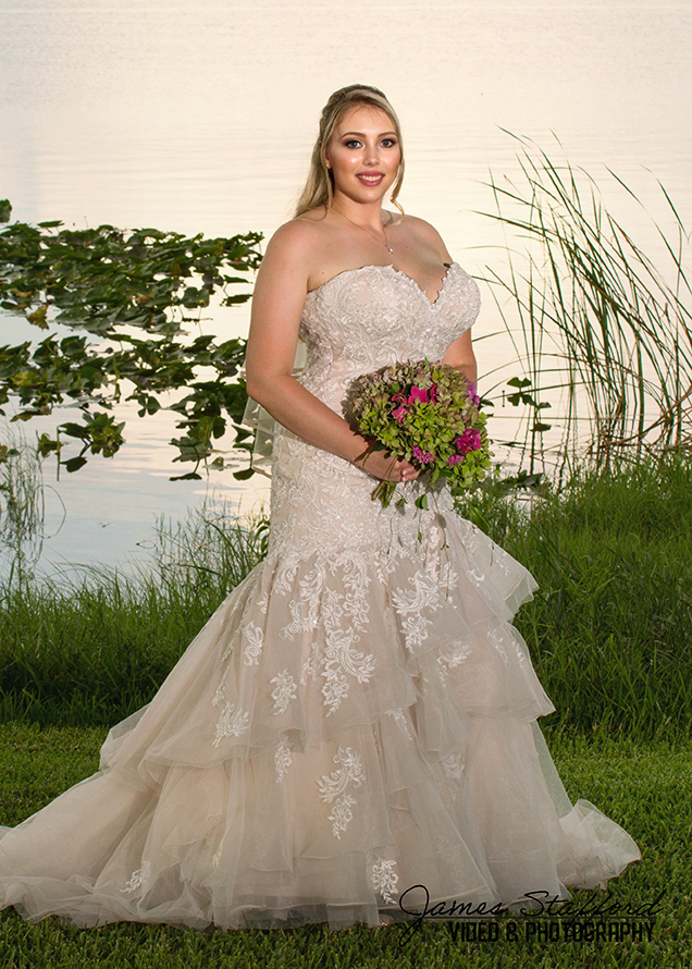 Bride by the Lake in Lake Wales, Florida